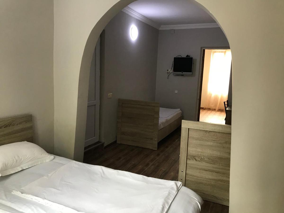 Guest House Nina Kobuleti Zewnętrze zdjęcie