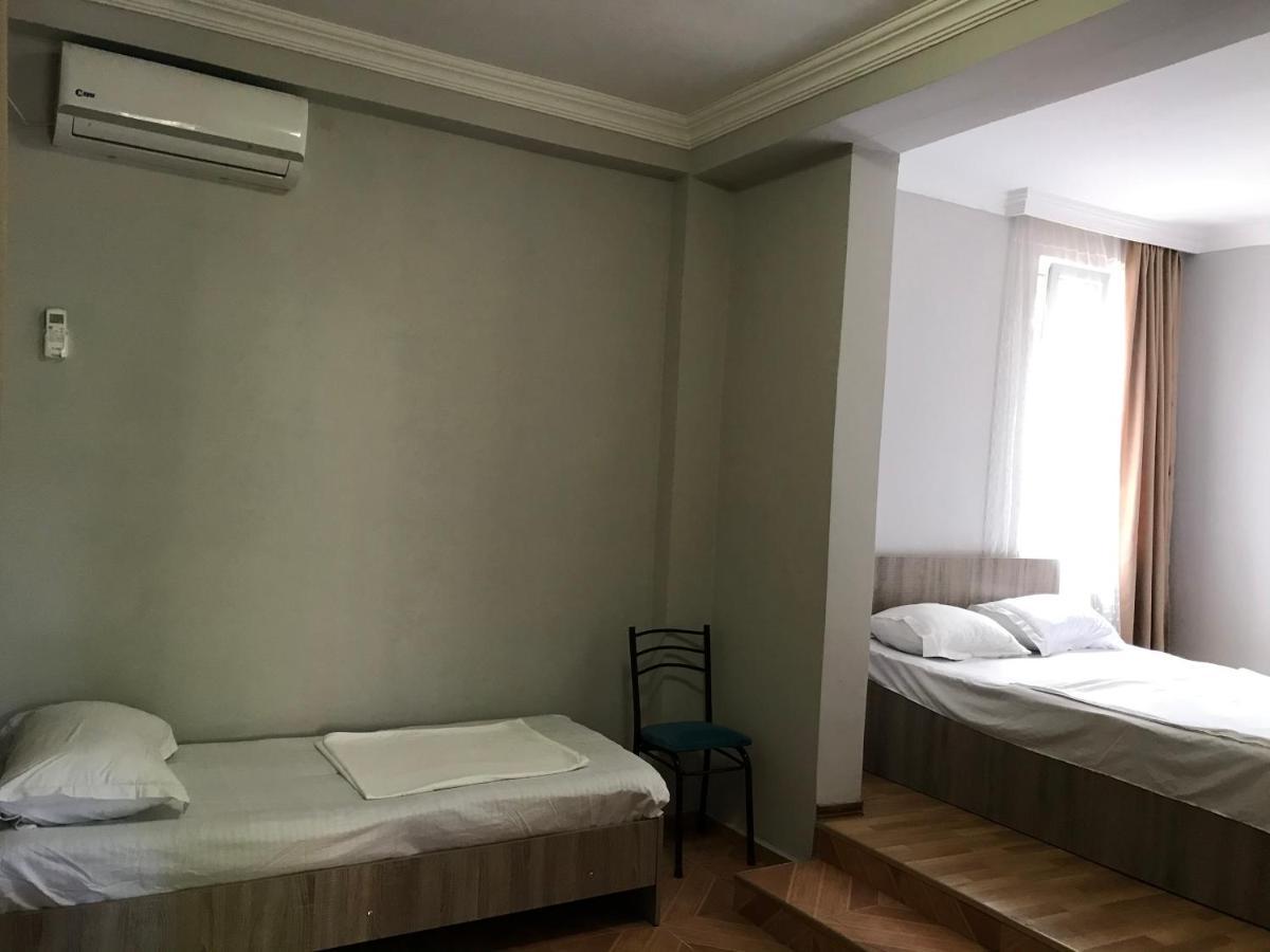 Guest House Nina Kobuleti Zewnętrze zdjęcie
